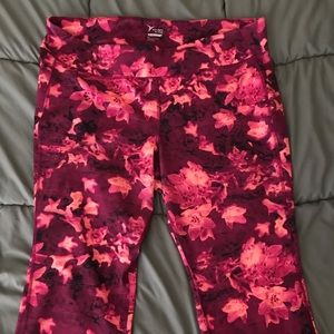 NWOT Floral Old navy active pink orange yoga pant